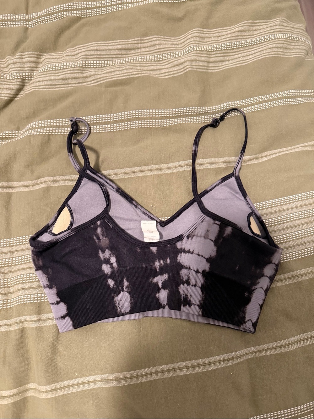 Darc Sport Tie-Dye Seamless Shorts & Bra Set - Picture 7 of 7